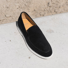 Afbeelding in Gallery-weergave laden, ACE LOAFER Black Suede