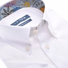 Load image into Gallery viewer, Modern Fit N shirt short sleeve button down linen
